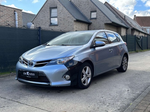 Toyota Auris Hybrid|Automaat|Camera|Zetelverwarming|Garantie